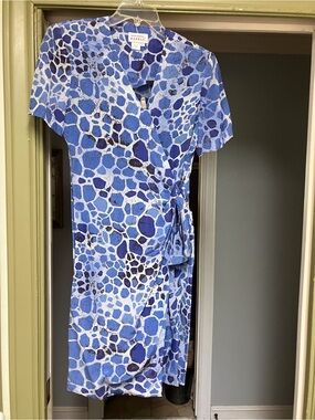 Adrianna Papell Blue and White Abstract Midi Wrap Dress